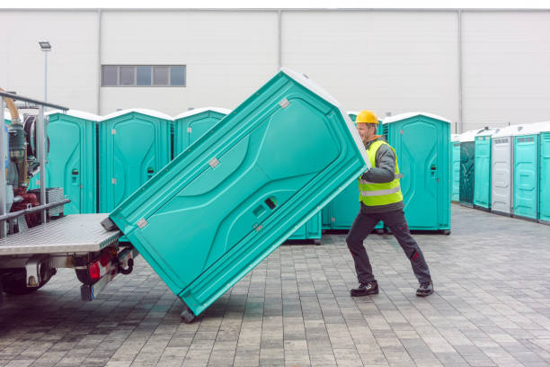 Porta potty delivery and setup in South Bradenton, FL