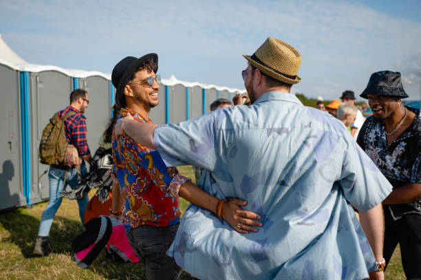 Best Luxury portable toilet rental  in South Bradenton, FL